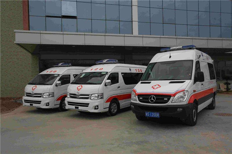 “黑救護(hù)車”二次傷害市民？正規(guī)救護(hù)車租賃服務(wù)或成良藥02